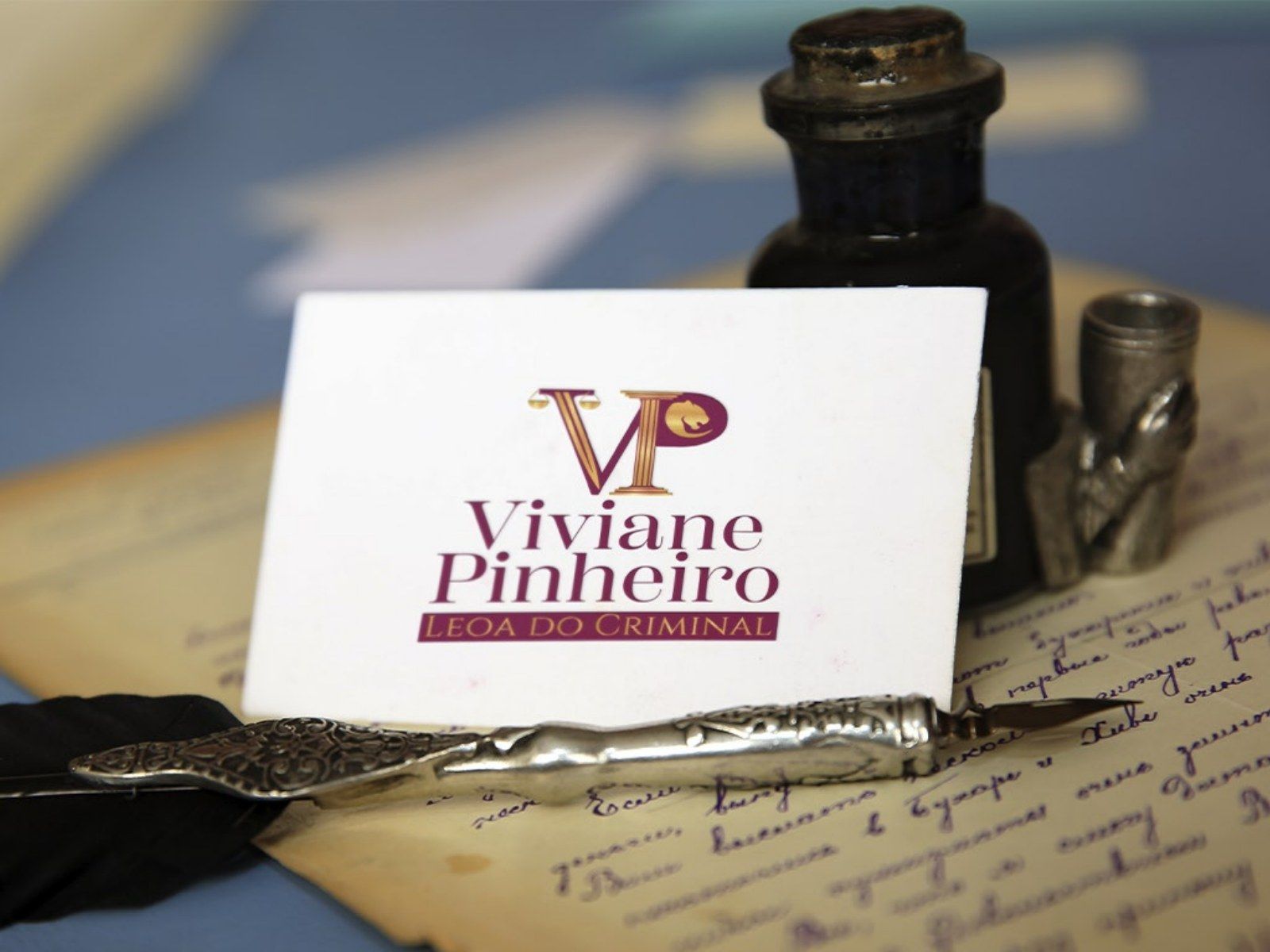 Identidade visual Viviane Pinheiro